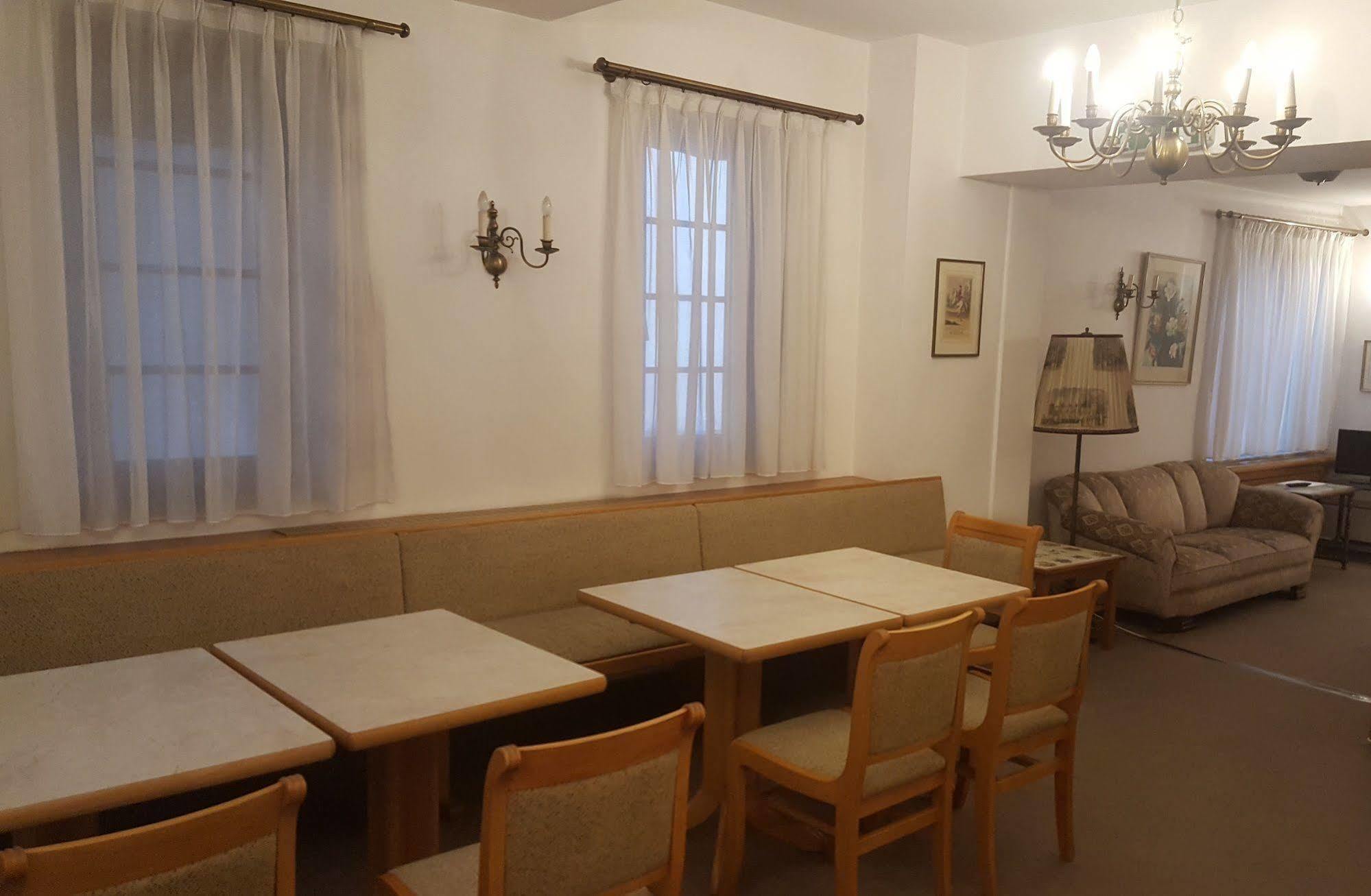 Hotel Alt Steinbach シュタインバッハ・アム・タウヌス エクステリア 写真